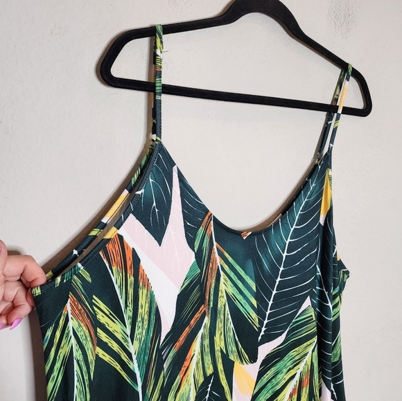 Ours XXL women's tropical maxi dress. Pockets. Soft, comfy, stretchy. - Picture 6 of 13